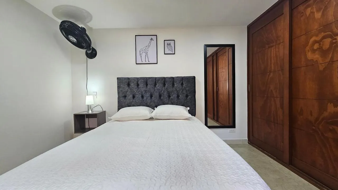 Daire Apartamento Full En Medellin, Loma De Los Bernal, Reservas Con Dcto Solo Por Pc No Por Movil