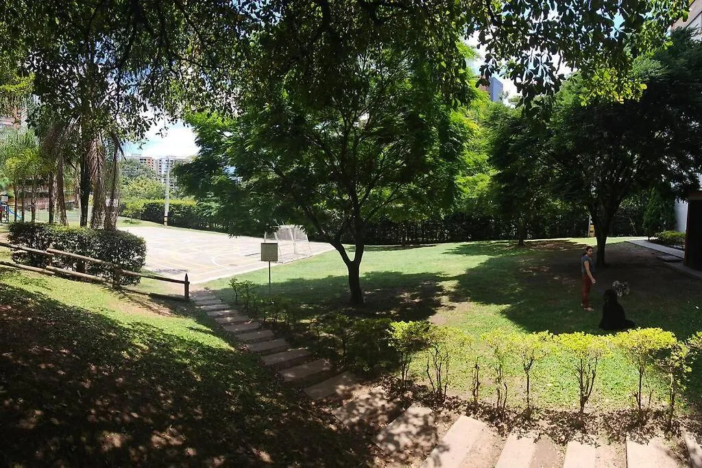 Apartamento Full En Medellin, Loma De Los Bernal, Reservas Con Dcto Solo Por Pc No Por Movil Kolombiya