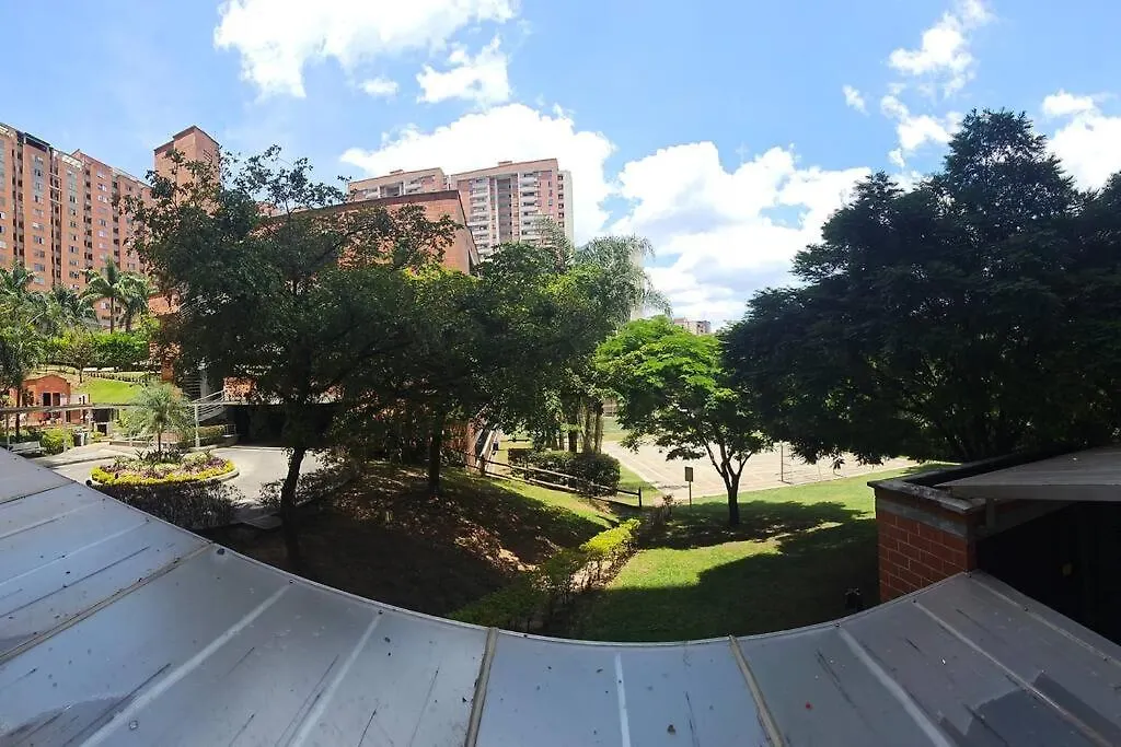 Apartamento Full En Medellin, Loma De Los Bernal, Reservas Con Dcto Solo Por Pc No Por Movil