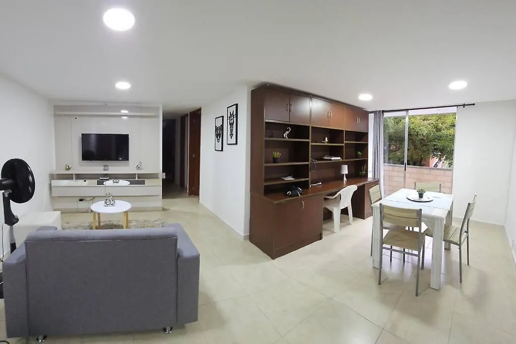 Daire Apartamento Full En Medellin, Loma De Los Bernal, Reservas Con Dcto Solo Por Pc No Por Movil